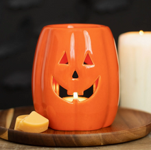 Load image into Gallery viewer, Jack-O'-Lantern Halloween Oil Burner and Wax Warmer