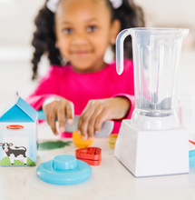 Load image into Gallery viewer, Smoothie Maker Blender Set - Melissa & Doug