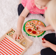 Load image into Gallery viewer, Wooden Pizza Party Play Set - Melissa & Doug