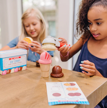 Load image into Gallery viewer, Scoops & Sandwiches Ice Cream Play Set - Melissa & Doug