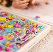 Load image into Gallery viewer, Created by Me! Bead Bouquet Wooden Bead Kit - Melissa & Doug