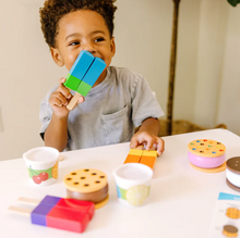 Load image into Gallery viewer, Wooden Frozen Treats Play Set - Melissa & Doug