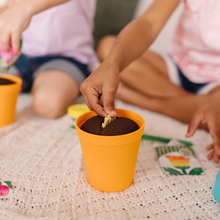Load image into Gallery viewer, Let’s Explore Flower Gardening Play Set - Melissa & Doug
