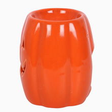 Load image into Gallery viewer, Jack-O&#39;-Lantern Halloween Oil Burner and Wax Warmer
