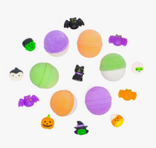 Load image into Gallery viewer, Halloween Surprise Bath Bombs
