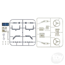Load image into Gallery viewer, Green Science 3-in-1 Mini Solar Robot
