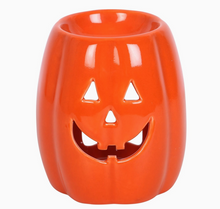 Load image into Gallery viewer, Jack-O&#39;-Lantern Halloween Oil Burner and Wax Warmer
