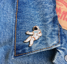 Load image into Gallery viewer, Astronaut Enamel Pin
